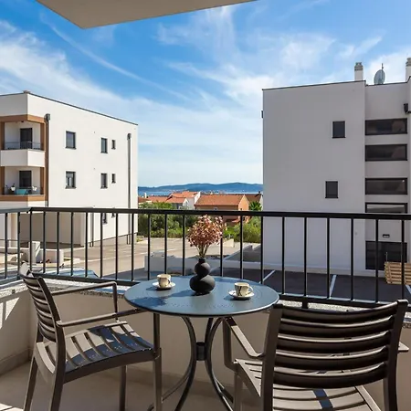 Molat One Bedroom Lägenhet