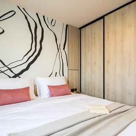 Molat One Bedroom Апартаменти *